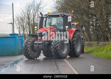 Barryroe Macra Truck and Tractor Run in Aid of Clonakilty Community Hospital and Marymount University Hospital and Hospice, November 2022 Stockfoto
