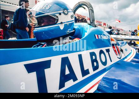 25 Tambay Patrick (FRA), Equipe Talbot Gitanes, Talbot Ligier-Matra JS17, Ambiance während des britischen Grand Prix 1981, 9.. Runde der FIA Formel-1-Weltmeisterschaft 1981, auf der Silverstone Circuit, vom 16. Bis 18. Juli 1981, in Großbritannien – Foto Thierry Bovy/DPPI Stockfoto