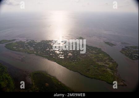 Büro der Verwaltungsrätin (Lisa P. Jackson) - ASPECT Flight over Gulfport, Mississippi (BP Oil Spill) - USEPA-Foto von Eric Vance, Environmental Protection Agency Stockfoto