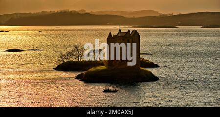 Castle Stalker bei Tagesanbruch Stockfoto