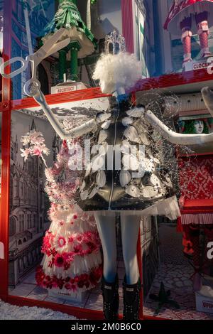 Bergdorf Goodman Holiday Window Display, NYC 2022 Stockfoto
