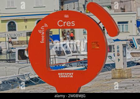 Roter Ringrahmen Altstadt Hafen Kroatien Stockfoto