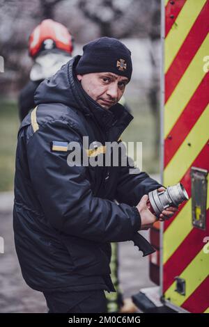 Gespendetes ehemaliges Feuerwehrgerät von Kent, das jetzt von LEMBERG-DSNS verwendet wird. Stockfoto