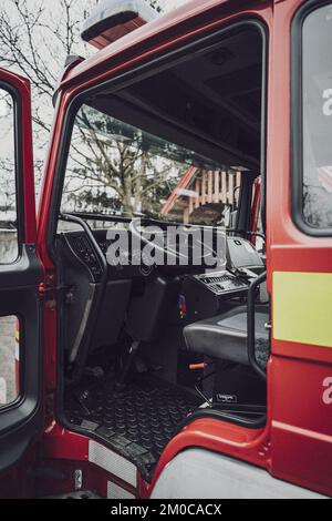 Gespendetes ehemaliges Feuerwehrgerät von Kent, das jetzt von LEMBERG-DSNS verwendet wird. Stockfoto