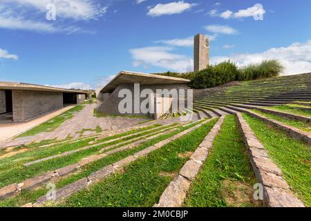 Sancaklar-Moschee im modernen Architekturstil in Istanbul, Türkei Stockfoto