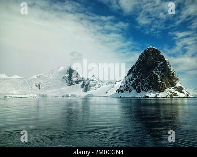 orne Hafen, antarktis, antarktis, antarktis Landschaft, Natur, eisgefüllte Berge, eisige Berge, Klimawandel, antaktische Halbinsel, Eisberge Stockfoto