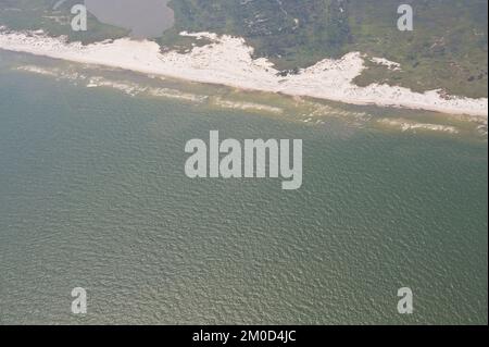 Büro der Verwaltungsrätin (Lisa P. Jackson) - ASPECT Flight over Gulfport, Mississippi (BP Oil Spill) - USEPA-Foto von Eric Vance, Environmental Protection Agency Stockfoto