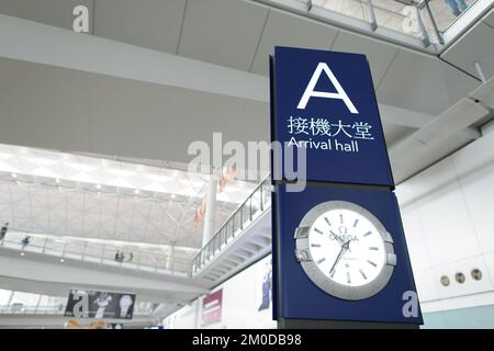 HONGKONG - 11. DEZEMBER: Internationaler Flughafen Hongkong am 11. Dezember 2014 in Hongkong, China. Der beste Flughafen unter den Passagieren im Jahr Stockfoto