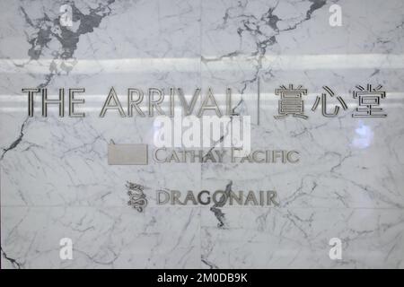 HONGKONG - 11. DEZEMBER: Ankunftslounge im Hong Kong International Airport am 11. Dezember 2014 in Hong Kong, China. Der beste Flughafen in der Gegend Stockfoto