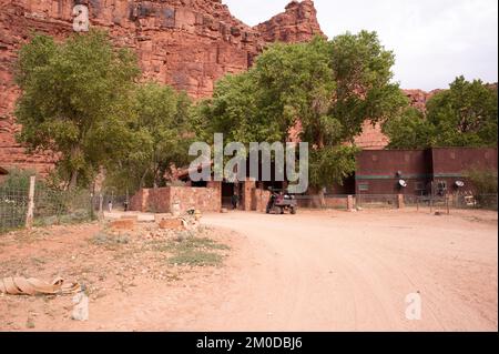 Büro des Administrators - Ureinwohner in Arizona - Bild der Tohono O'odham Nation, Hualapai Stamm, Havasupai Indianerstamm und Havasupai Indianerreservat, Umweltschutzbehörde Stockfoto