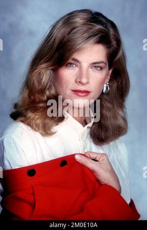 Studio Publicity noch aus 'Cheers' Kirstie Alley circa 1983 Gutschein: PictureLux/The Hollywood Archive/Alamy Live News Stockfoto