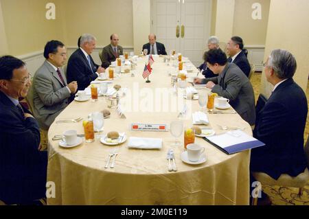 Büro des Verwaltungsrats (Stephen L. Johnson) - Mittagessen mit der Nationalen Entwicklungs- und Reformkommission (NDRC, China), Umweltschutzagentur Stockfoto