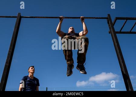 Frankreich, Bretagne, Coetquidan, Guer auf 2021-09-23. Bericht über die Ausbildung der Militärschule InterArms in Saint-Cyr Coetquidan in Morbihan. Das EM Stockfoto