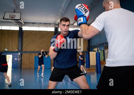 Frankreich, Bretagne, Coetquidan, Guer auf 2021-09-23. Bericht über die Ausbildung der Militärschule InterArms in Saint-Cyr Coetquidan in Morbihan. Das EM Stockfoto