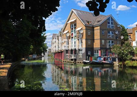 Grand Union Canal Flats, Hormead Road, Maida Hill, London, England, UK, W9 3BT Stockfoto