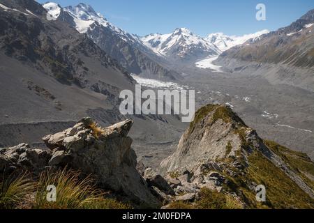 Wanderer auf dem geführten Spaziergang Mount Cook Neuseeland Stockfoto