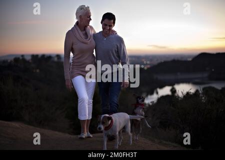 Die dänische Schauspielerin Brigitte Nielsen lebt in Hollywood Hillls mit ihrem 15 Jahre jüngeren Ehemann Mattia Dessi und ihren beiden Hunden Tootsie und Joker. Sie tritt immer noch in Reality- und tv-Shows auf und hat gerade als Beraterkolumnistin für die dänische Zeitung Ekstra Bladet begonnen. FOTOGRAF BENJAMIN KÃŒRSTEN / POLFOTO Stockfoto