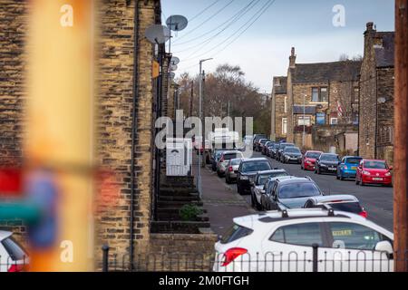 Boothtown ist ein Vorort von Halifax, West Yorkshire, England, der innerhalb von Town ward liegt, einer der 17 Bezirke von Calderdale. Es wurde kürzlich in den Filmen des BBC Drama Happy Valley mit Sarah Lancashire verwendet. Es wurde von den Fabriken der Textilindustrie dominiert. Rawson's Mill auf der Old Lane ist nun stillgelegt und als denkmalgeschütztes Gebäude ausgewiesen. Kredit: Windmill Images/Alamy Live News Stockfoto