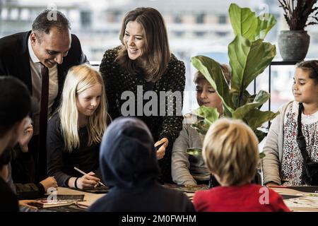 Crown Princess Mary eröffnet am 26. Oktober 2017 das internationale Literaturfestival Childrenâ€™- Hay Festival in Aarhus, Dänemark. ritzau, Casper Dalhoff. Stockfoto