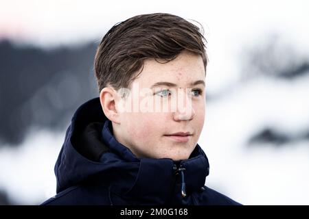 Fotos der Familie Kronprinz der Schultag der Kinder beginnt an der Lemania-Verbier International School in Verbier, Schweiz. Die Kinder des Kronprinzen-Paares Königliche Hoheiten Prinz Christian, Prinzessin Isabella, Prinz Vincent und Prinzessin Josephine beginnen am Montag, den 6. Januar 2020, ein 12-wöchiges Schulprogramm an der Lemania-Verbier International School in der Schweiz. Hinweis: Die Verteilung über Newswire erfolgt nur in Dänemark. Der internationale Vertrieb erfolgt auf provisionsbasis. Stockfoto