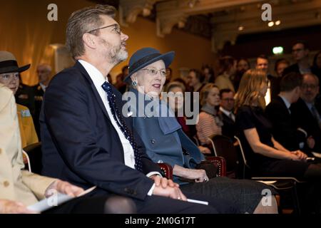 Königin Margrethe und Oberbürgermeister von Kopenhagen Frank Jensen. Queen Margrethe eröffnet das neue Museum von Kopenhagen am Freitag, den 7. 2020. Februar. Das Museum von Kopenhagen wurde in neuen Räumlichkeiten wiedereröffnet. Das Gebäude wurde renoviert, so dass die Flure und Zimmer wie 1894 aussehen. (Foto: Ida Guldbæk Arentsen / Ritzau Scanpix) Stockfoto