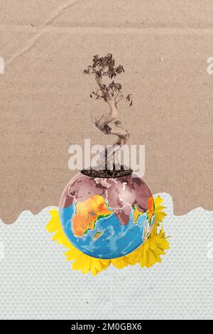 Collage-Foto-Ökologie-Konzept Dürre anbauen Dessertbaum halb Planet tot nahe Blütengelb Gerbera Blume isoliert auf lackiertem Hintergrund Stockfoto