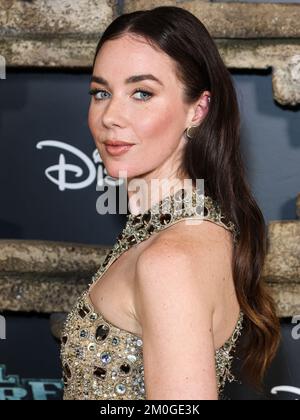 HOLLYWOOD, LOS ANGELES, KALIFORNIEN, USA - DEZEMBER 05: Lyndon Smith trifft am 5. Dezember 1 im El Capitan Theatre in Hollywood, Los Angeles, Kalifornien, USA auf die Disney+ Original Series „National Treasure: Edge of History“ der Saison 2022 ein. (Foto von Xavier Collin/Image Press Agency) Stockfoto