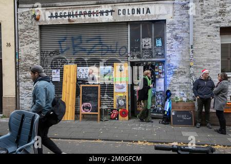 Geschäft in der Koerner Straße im Ehrenfeld, Vinylplatten verkaufen, Köln, Deutschland. Beladen in der Koernerstraße im Stadtteil Ehrenfeld, Verkauf vo Stockfoto