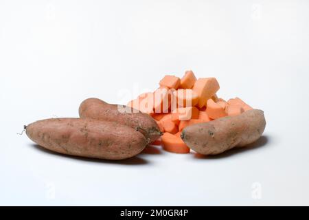 Süßkartoffeln (Ipomoea batatas) und Süßkartoffeln Stockfoto