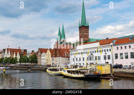 Skyline des UNESCO-Weltkulturerbes Lübeck, Deutschland, Europa Stockfoto