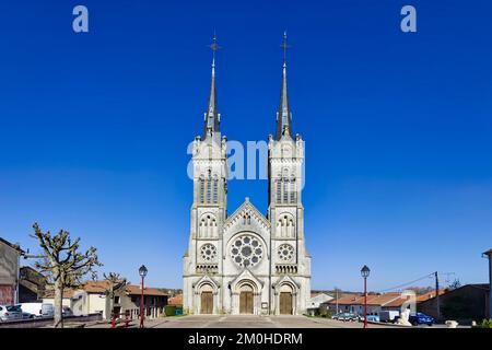 Frankreich, Maas, Euville, Kirche Saint-Pierre-et-Saint-Paul d'Euville, der erste Stein der modernen Kirche wurde am 25. November 18904 vom Bischof von Verdun gelegt Stockfoto