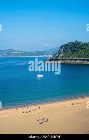 Spanien, Provinz Gipuzkoa, Getaria, Bühne auf dem Camino del Norte, spanische Pilgerroute nach Santiago de Compostela, ein UNESCO-Weltkulturerbe, Malkorbe Beach Stockfoto