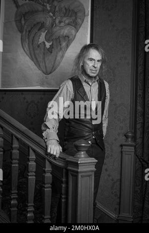 Ivor Braka Kunsthändler in seinem Haus in Cadogan Square, London, Großbritannien Stockfoto