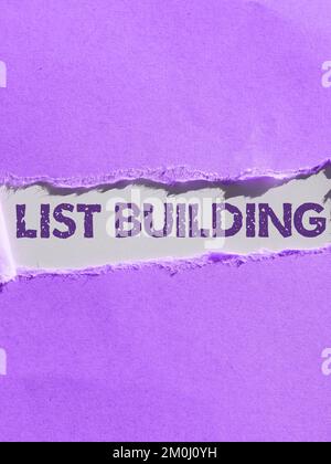 Textbeschriftung zur Erstellung der Liste. Konzept bedeutet Datenbank mit Personen, die Sie mit Ihrer Marketingbotschaft kontaktieren können Stockfoto