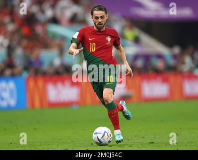 Doha, Katar, 6.. Dezember 2022. Bernardo Silva aus Portugal beim FIFA-Weltmeisterschaftsspiel 2022 im Lusail-Stadion in Doha. Der Bildausdruck sollte lauten: David Klein/Sportimage Stockfoto