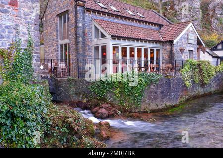 Dezember 2022 - The Gorge Cafe in Cheddar, Somerset, England, Großbritannien. Stockfoto