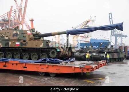 Gdynia, Polen. 6.. Dezember 2022 Ankunft der ersten Südkoreas K9 Thunder-Revolverhelden für die polnischen Streitkräfte © Wojciech Strozyk / Alamy Live News Stockfoto