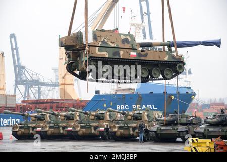 Gdynia, Polen. 6.. Dezember 2022 Ankunft der ersten Südkoreas K9 Thunder-Revolverhelden für die polnischen Streitkräfte © Wojciech Strozyk / Alamy Live News Stockfoto