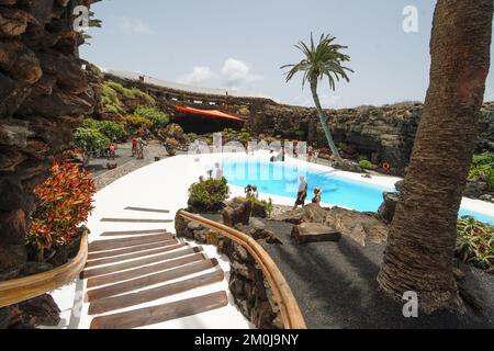 Jameos del Agua Swimmingpool in Lanzarote Stockfoto