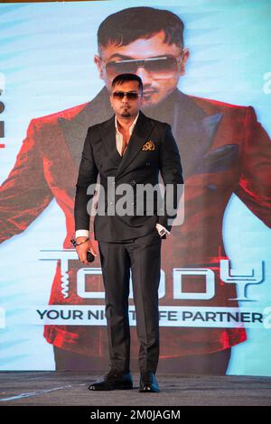 Neu-Delhi, Indien. 06.. Dezember 2022. YO Yo Honey Singh ist ein Musikproduzent, Rapper, Sänger und Songwriter, der während der Einführungsveranstaltung der Toddy App (Toddy App ist Nightlife and Party App) in Delhi gesehen wurde. Kredit: SOPA Images Limited/Alamy Live News Stockfoto