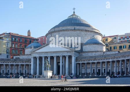Kirche San Francesco di Paola, Piazza del Plebiscito, Neapel (Neapel), Region Kampanien, Italien Stockfoto