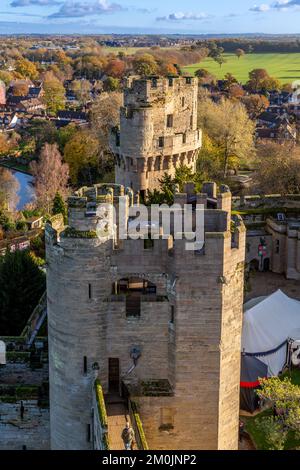 Blick auf das historische Warwick Castle in Warwickshire, England. Stockfoto