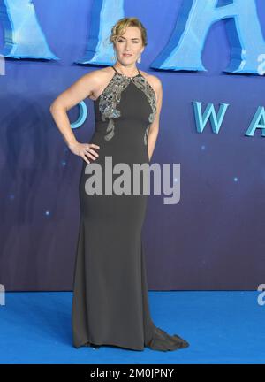 London, Großbritannien. 20.. Februar 2016. Die britische Schauspielerin Kate Winslet besucht die Weltpremiere von Avatar: The Way of Water im Odeon Luxe, Leicester Square, London, am Dienstag, den 6. Dezember 2022. Foto: Rune Hellestad/ Kredit: UPI/Alamy Live News Stockfoto