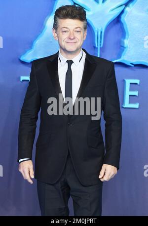 London, Großbritannien. 20.. Februar 2016. Der britische Schauspieler Andy Serkis nimmt am Dienstag, den 6. Dezember 2022, an der Weltpremiere von Avatar: The Way of Water in Odeon Luxe, Leicester Square, London Teil. Foto: Rune Hellestad/ Kredit: UPI/Alamy Live News Stockfoto