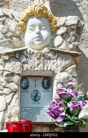 In Erinnerung an die Ermordung von Partisanen, ponte di legno, italien Stockfoto
