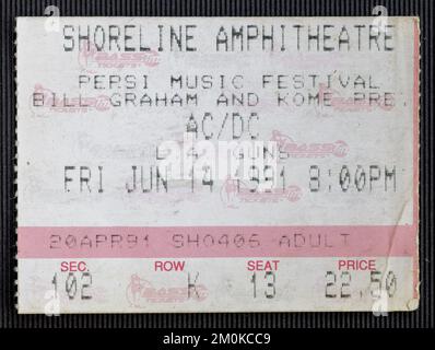 Mountain View, Kalifornien - 14. Juni 1991 - Alte Eintrittskarte für das AC-DC-Konzert im Shoreline Amphitheatre Stockfoto