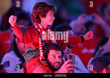 Lusail Stadium, Katar. 6.. Dezember 2022. FIFA Weltmeisterschaft, letzte 16. Etappe, Portugal gegen die Schweiz: Fans Portugals Credit: Action Plus Sports/Alamy Live News Stockfoto