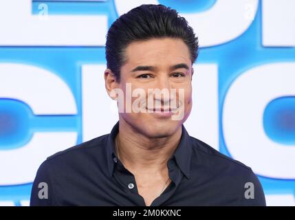 Los Angeles, USA. 06.. Dezember 2022. Mario Lopez nimmt am Dienstag, den 6. Dezember 2022, an den People's Choice Awards 2022 im Barker Hangar in Santa Monica, Kalifornien, Teil. (Foto: Sthanlee B. Mirador/Sipa USA) Guthaben: SIPA USA/Alamy Live News Stockfoto