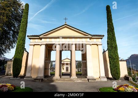 Friedhof Saint Abundius, Friedhof Montagnola, ein Schweizer Dorf in der Gemeinde Collina d'Oro, Kanton Tessin, Schweiz Stockfoto