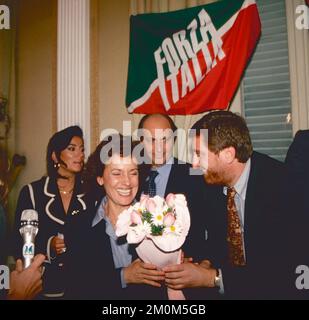 Italienische Politikerin Tiziana Parenti bei der Eröffnung des